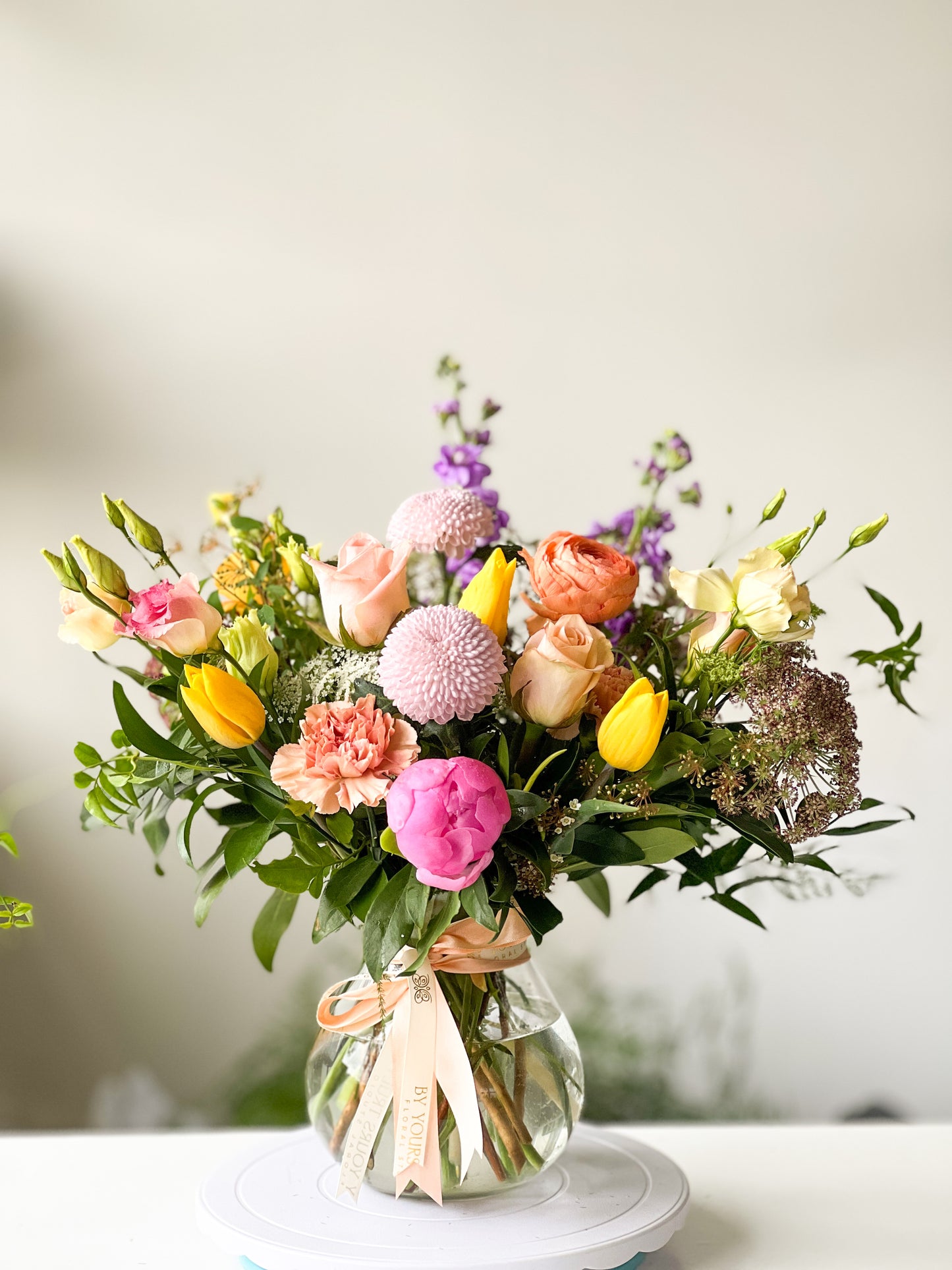 Carmelita - Vase Arrangement