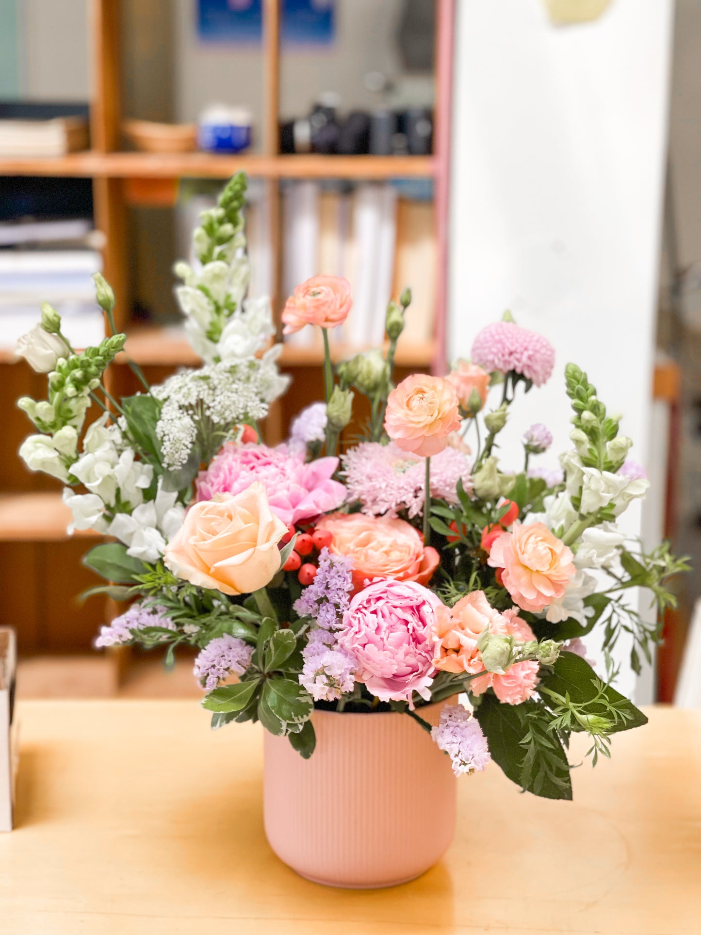 Isabella - Fresh Flower Centrepiece