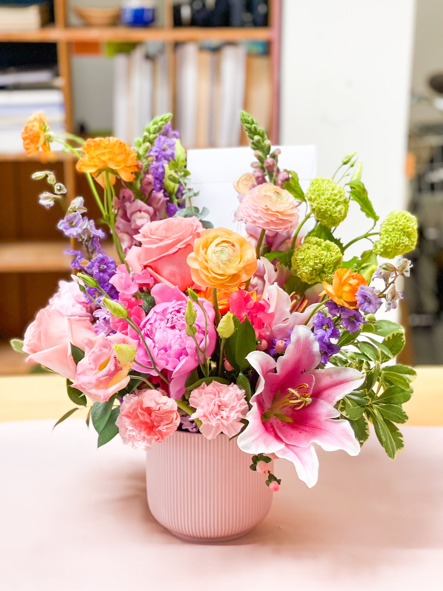 Isabella - Fresh Flower Centrepiece