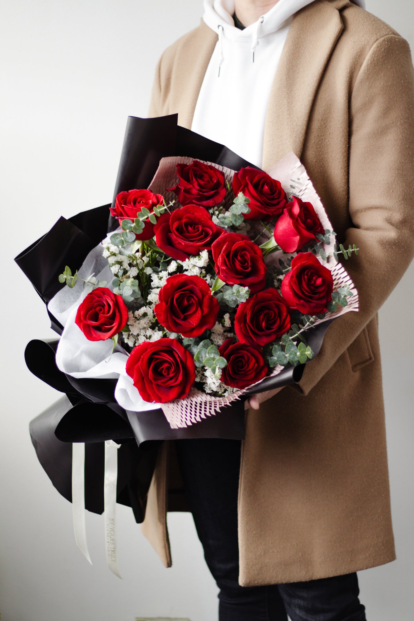 Soledad - Classic and Elegant Rose Bouquet