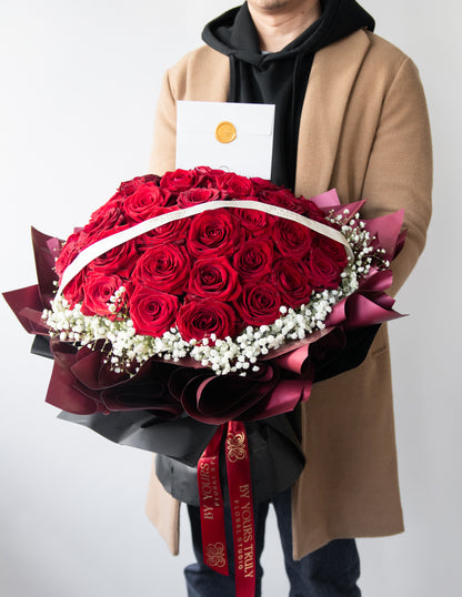 Scarlette - Luxury Rose Bouquet