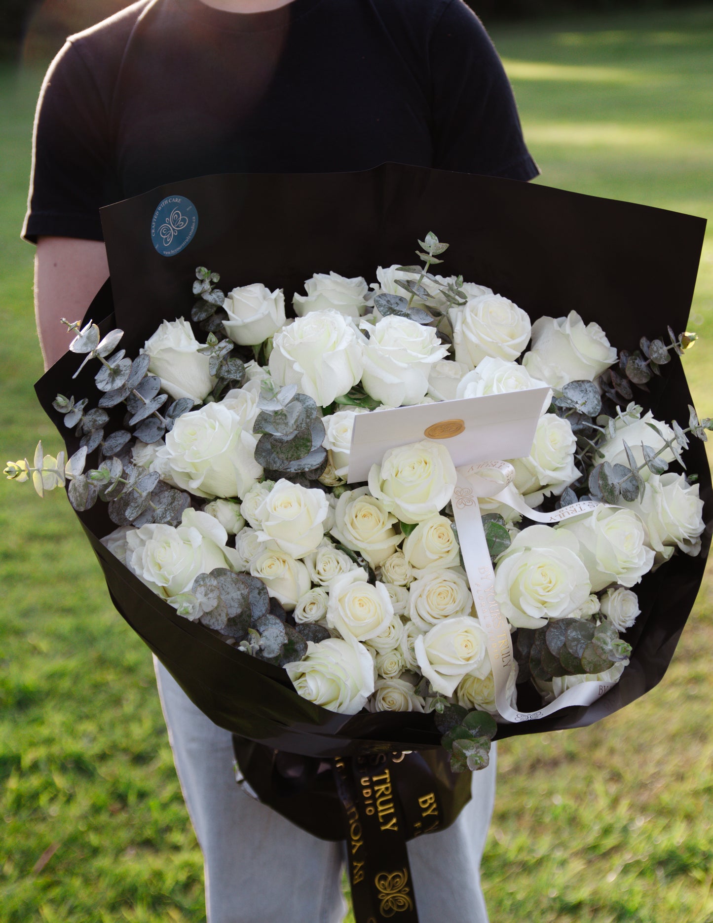 Valentina - Roses That Speak Volumes